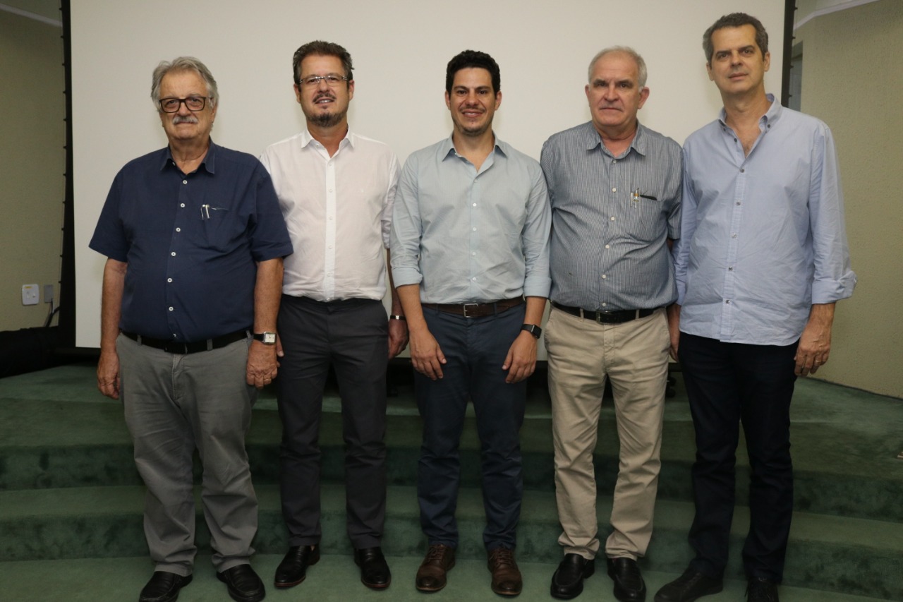 A diretoria: Paulo Sérgio Falleiros, Marco Dainezzi, Daniel Haber, Lucio Cossi e Ricardo Bessa